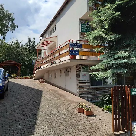 Apartament Rideg *